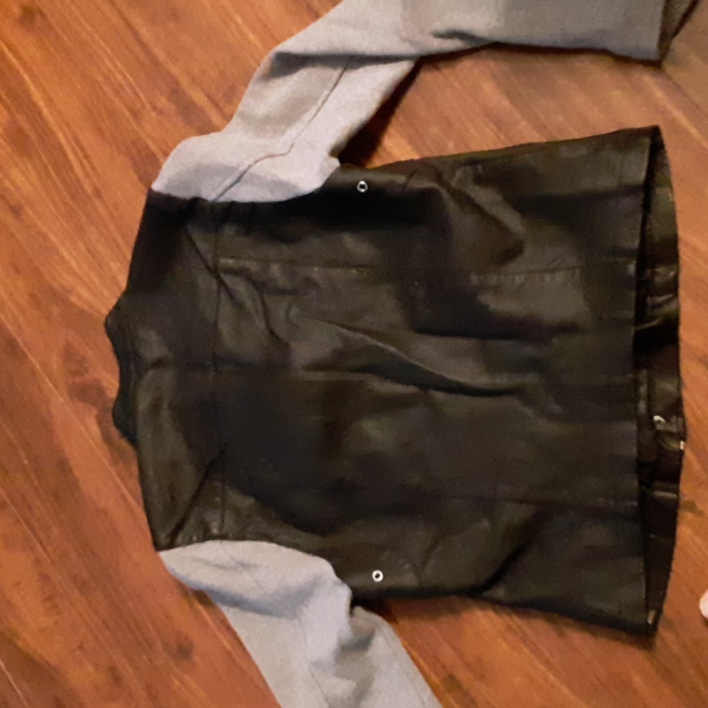 Jacket - Picture 7 of 7